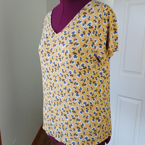 dip Classic Yellow Floral Print V-neck Tee Large blue white basic comfort rayon - Picture 1 of 10